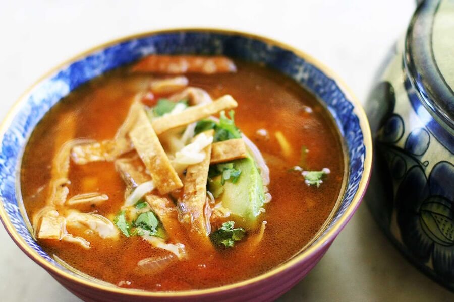 Receta de sopa de tortilla para el domingo - Cocinero Aficionado